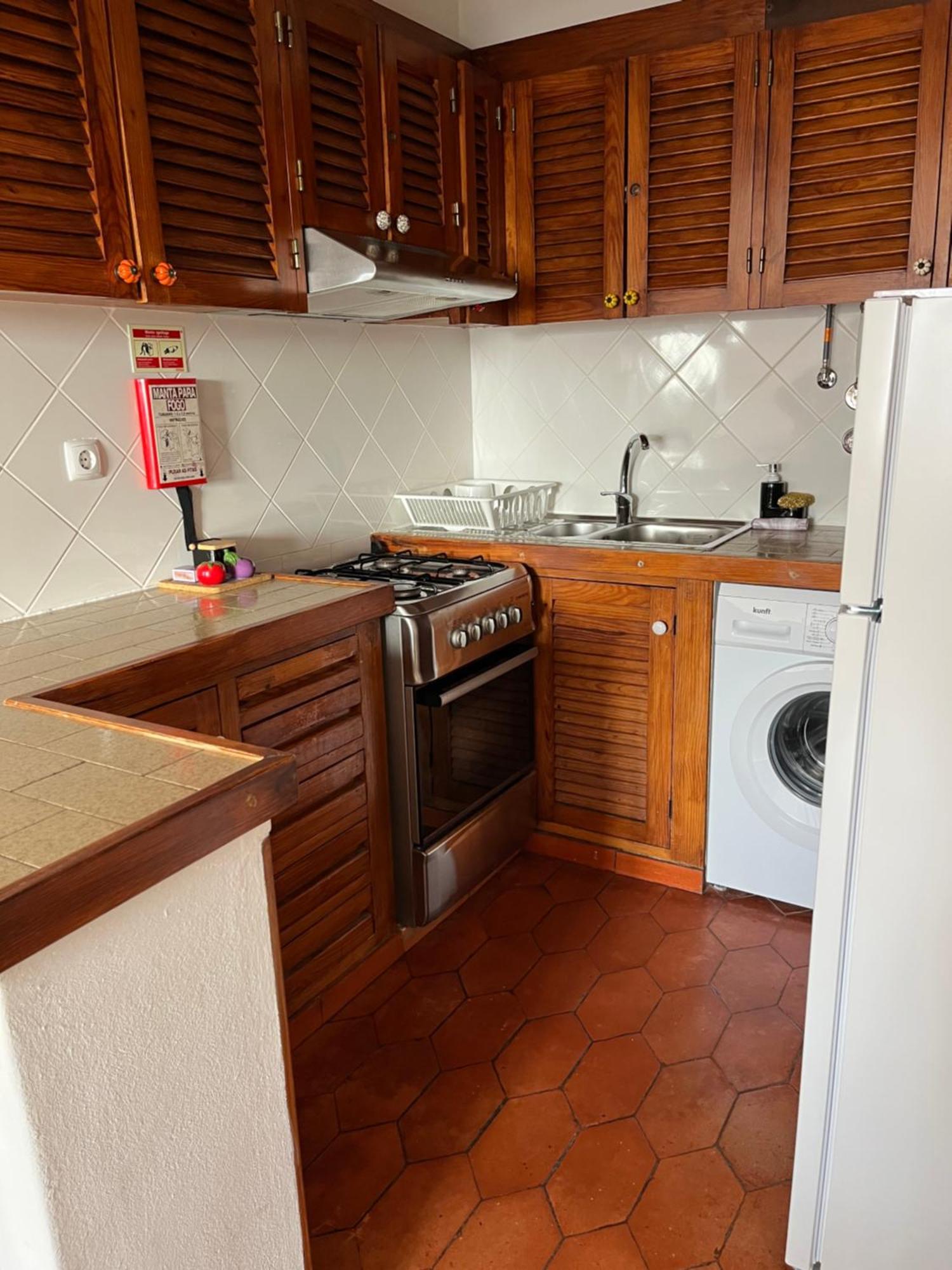 Sea Light Seaview Vista Mar Apartment - Luz, Lagos Εξωτερικό φωτογραφία